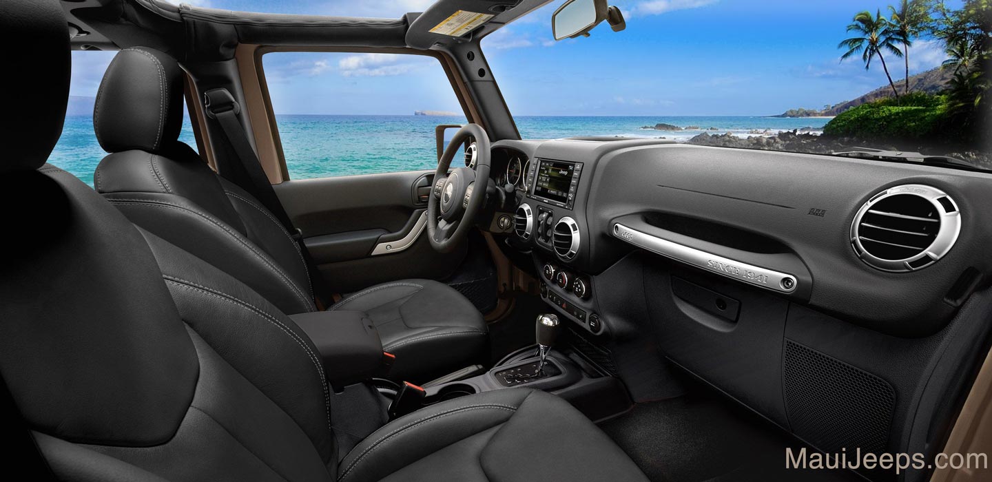 Unlimited Jeep Wrangler 2023 on a Maui beach